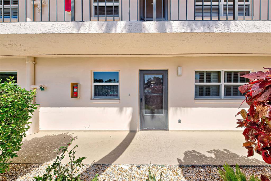 232 SAINT AUGUSTINE AVENUE UNIT 105, VENICE, FL — photo 4 of 30