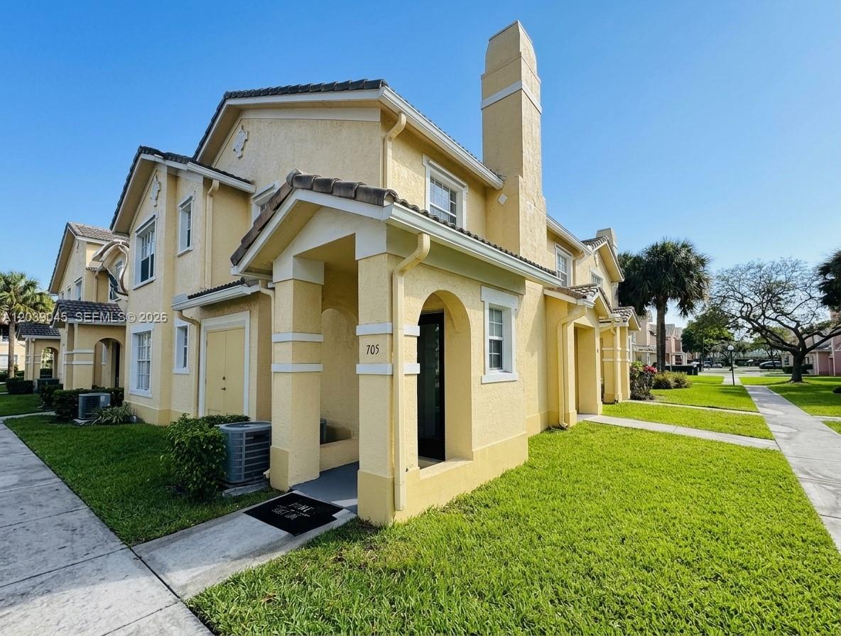 705 Belmont Ln # 705, North Lauderdale FL 33068