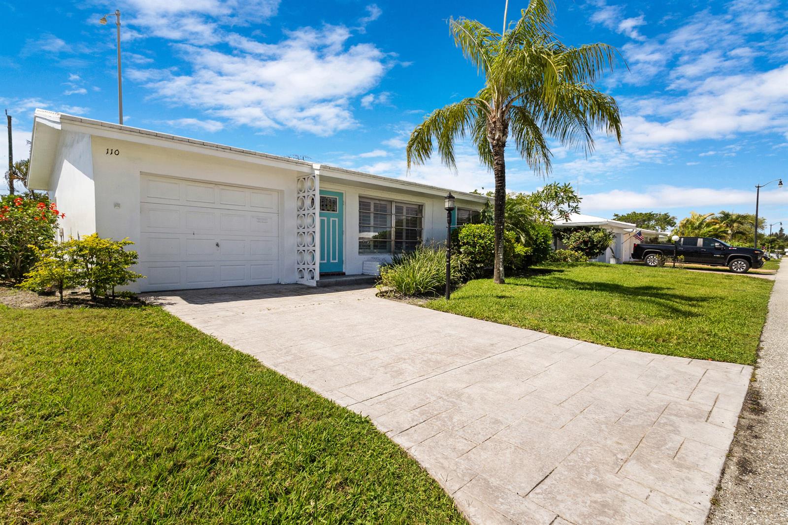 110 NW 24th Court, Pompano Beach FL 33064