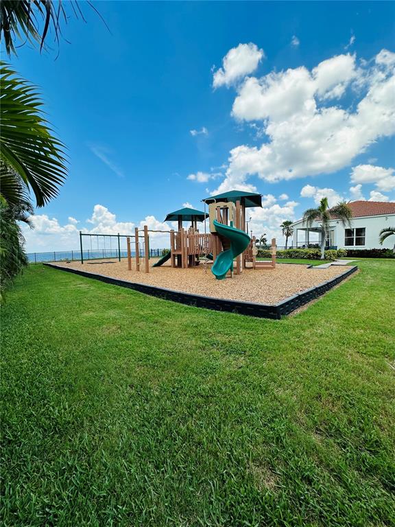 1327 JUMANA LOOP, APOLLO BEACH, FL — photo 4 of 6