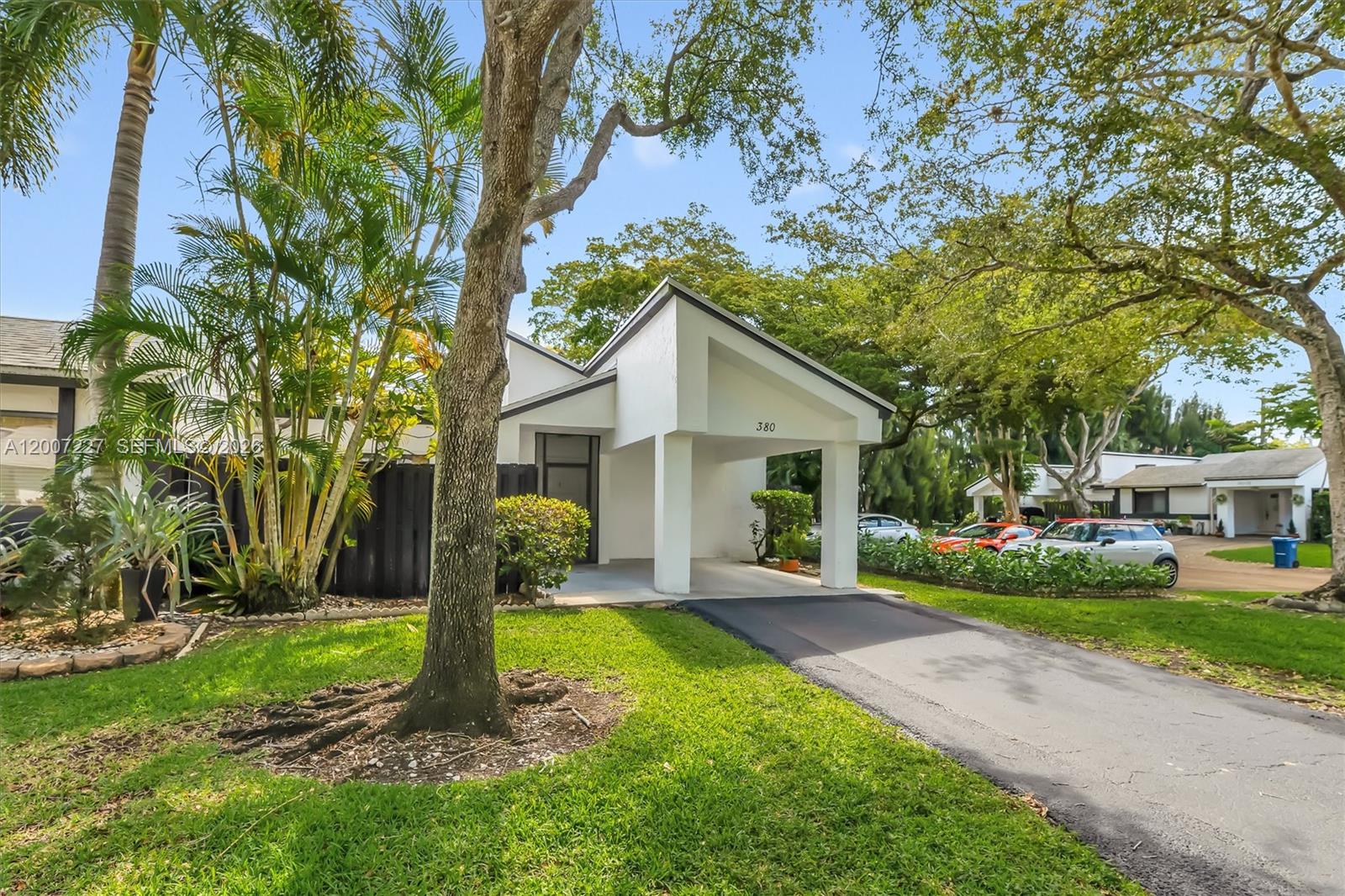 380 Fairway Cir # 46, Weston FL 33326