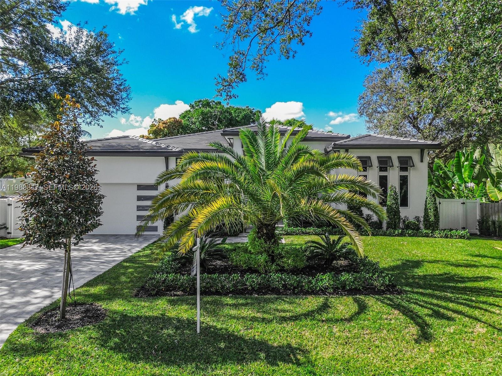 11412 NE 8th Ave, Biscayne Park FL 33161
