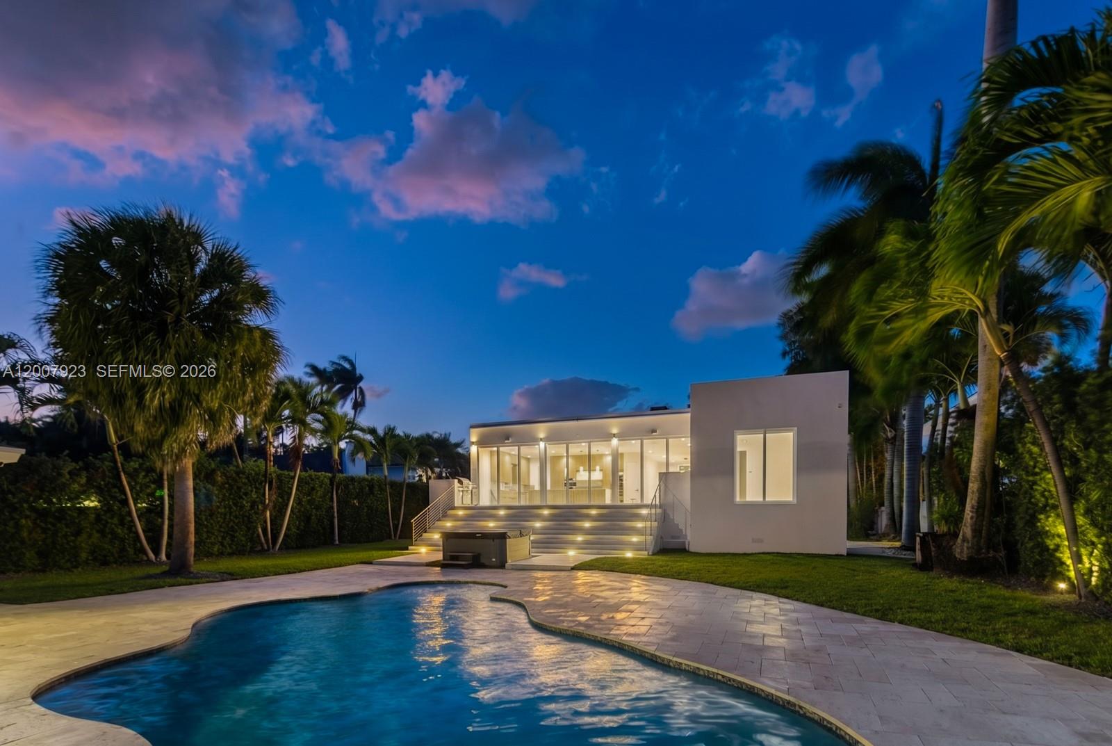 1090 NE 84th St, Miami FL 33138