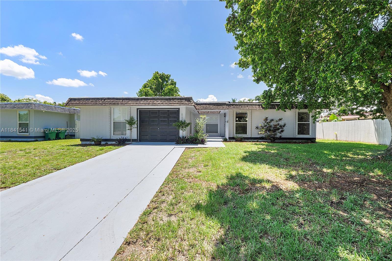 6703 Brookwood Blvd, Tamarac FL 33321