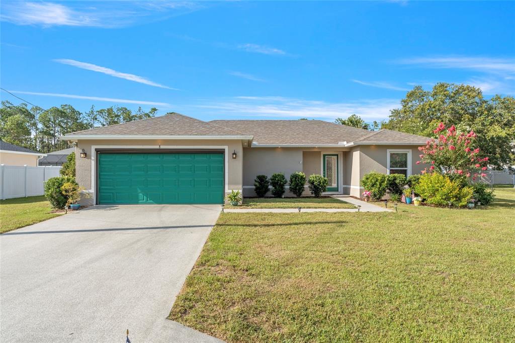 8 SMOKE TREE PLACE