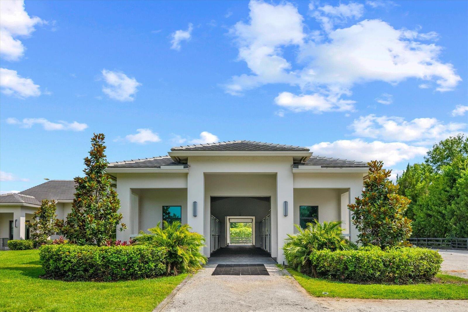 15450 Estancia Lane, Wellington FL 33414