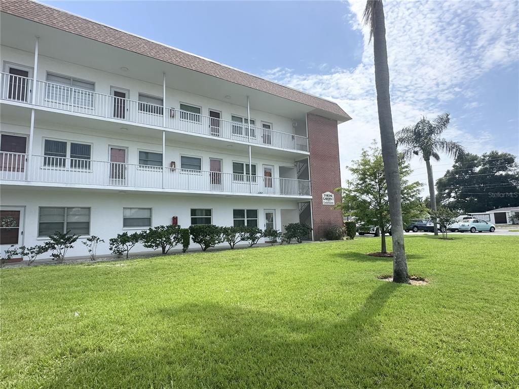 5728 14TH AVENUE N UNIT 206B