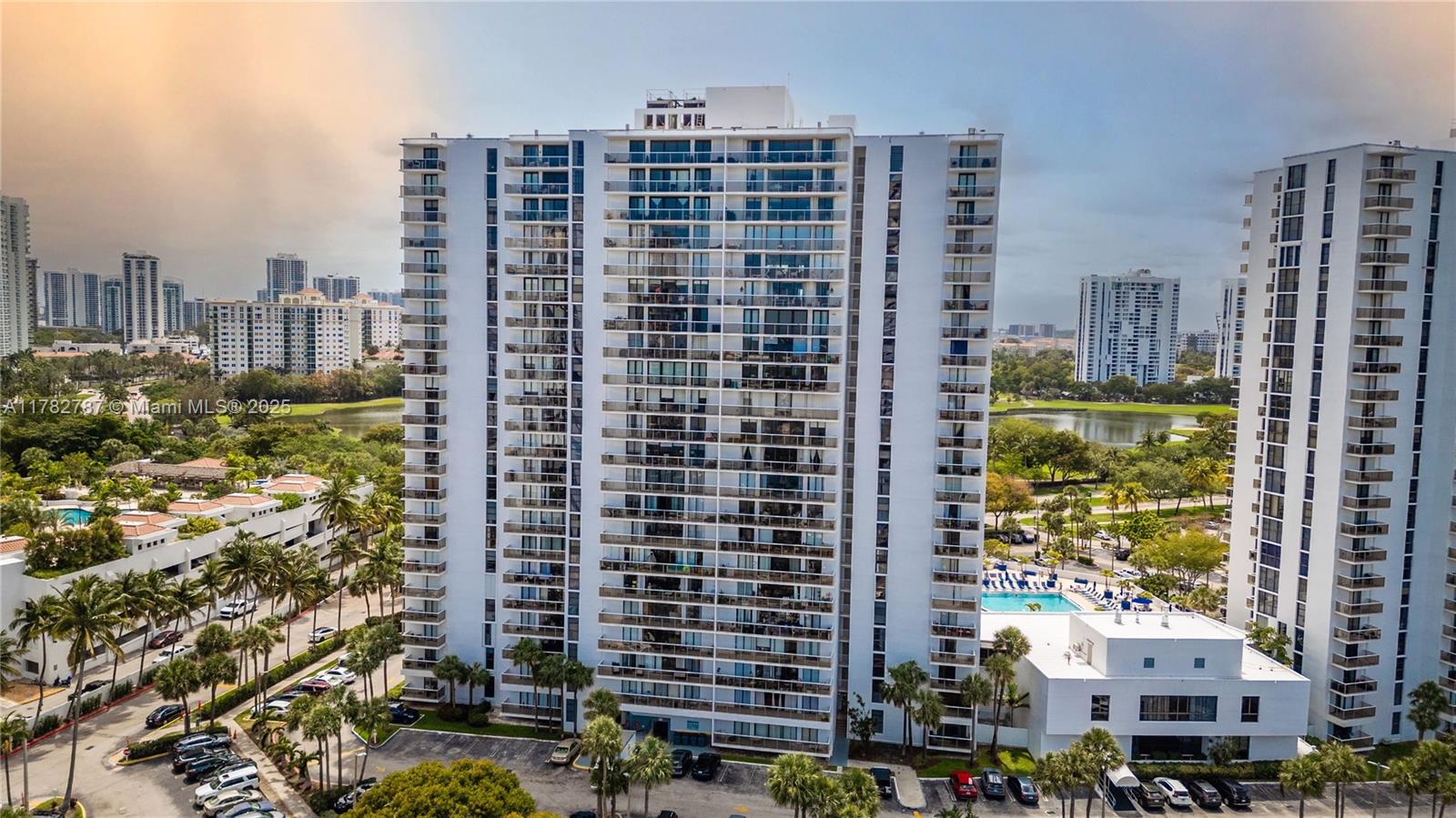 3731 N Country Club Dr # 1927, Aventura FL 33180