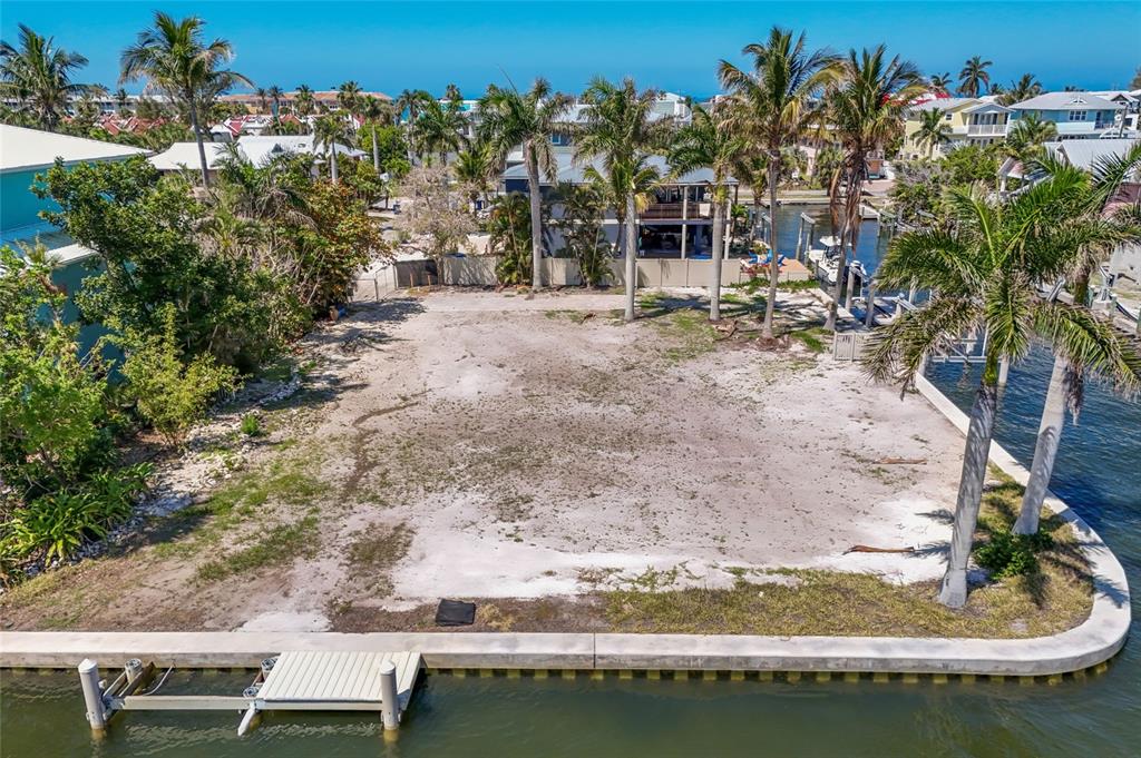 407 20TH PLACE, BRADENTON BEACH, FL — photo 4 of 23