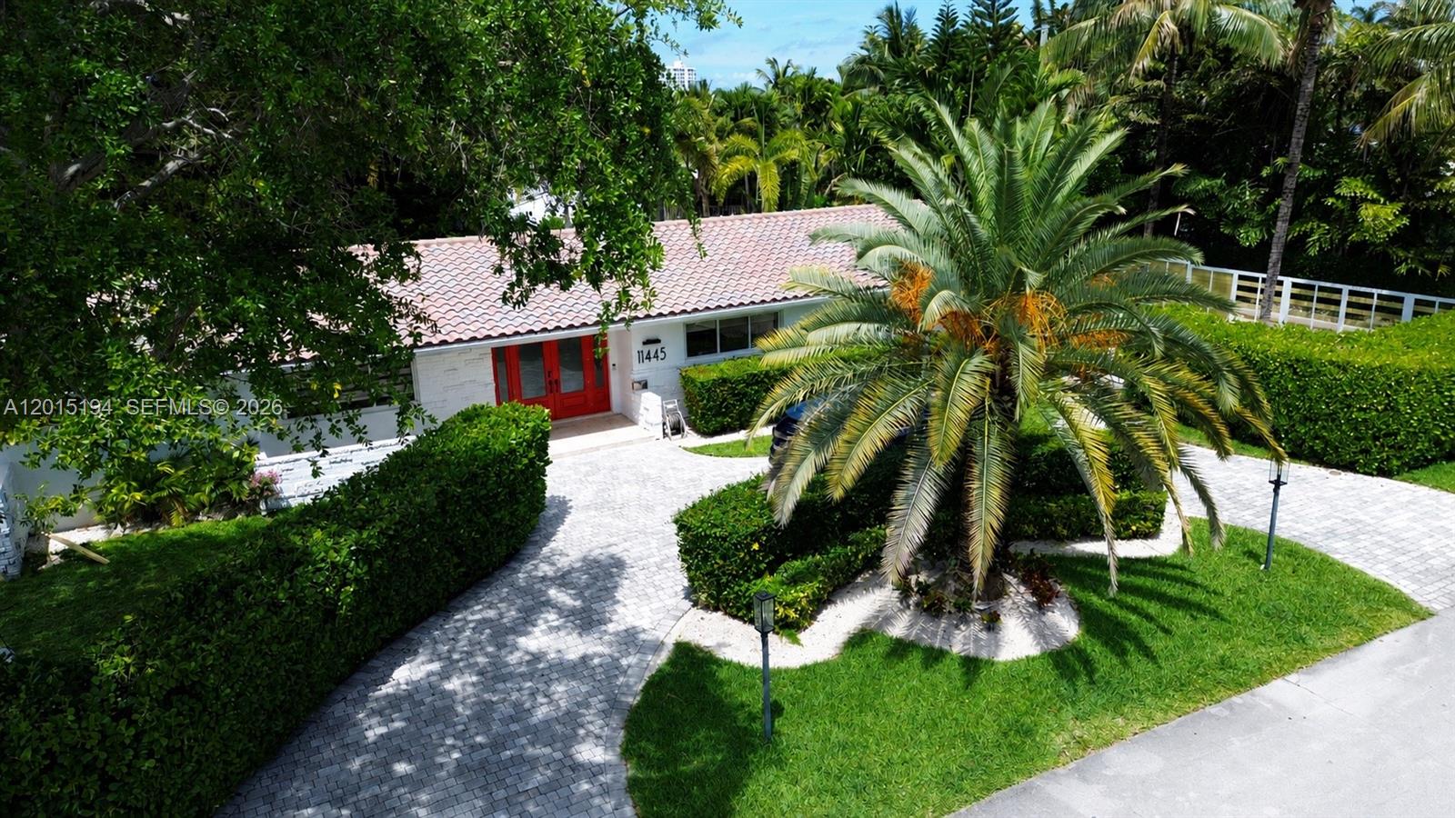 11445 N Bayshore Dr, North Miami FL 33181
