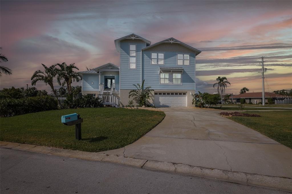 5040 WATERSIDE DRIVE, PORT RICHEY, FL — photo 3 of 30