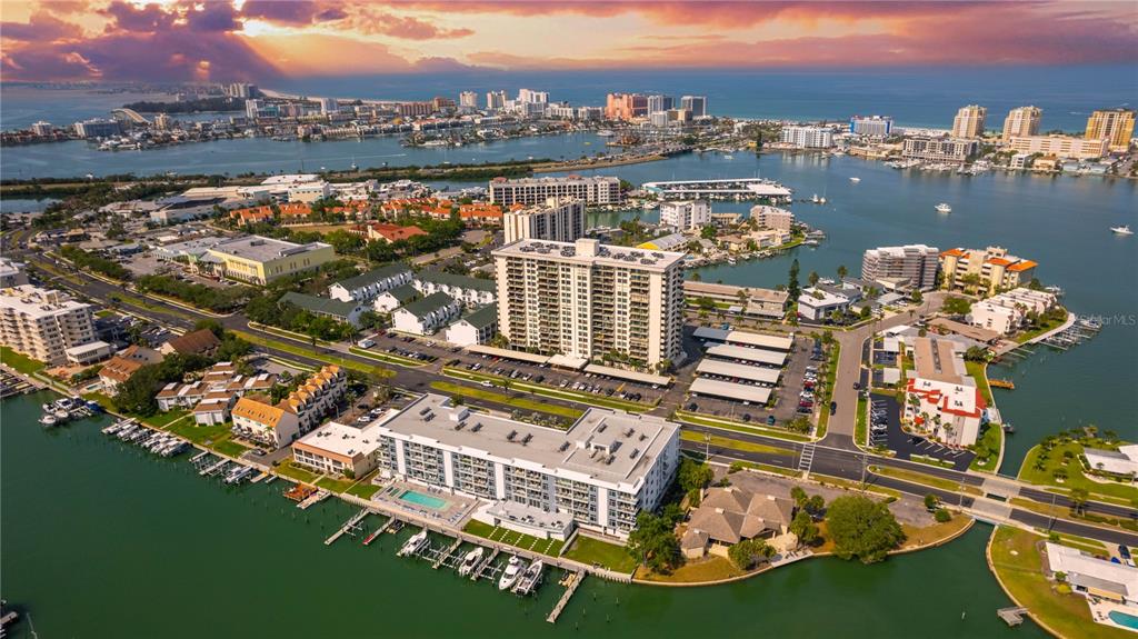400 ISLAND WAY UNIT 212