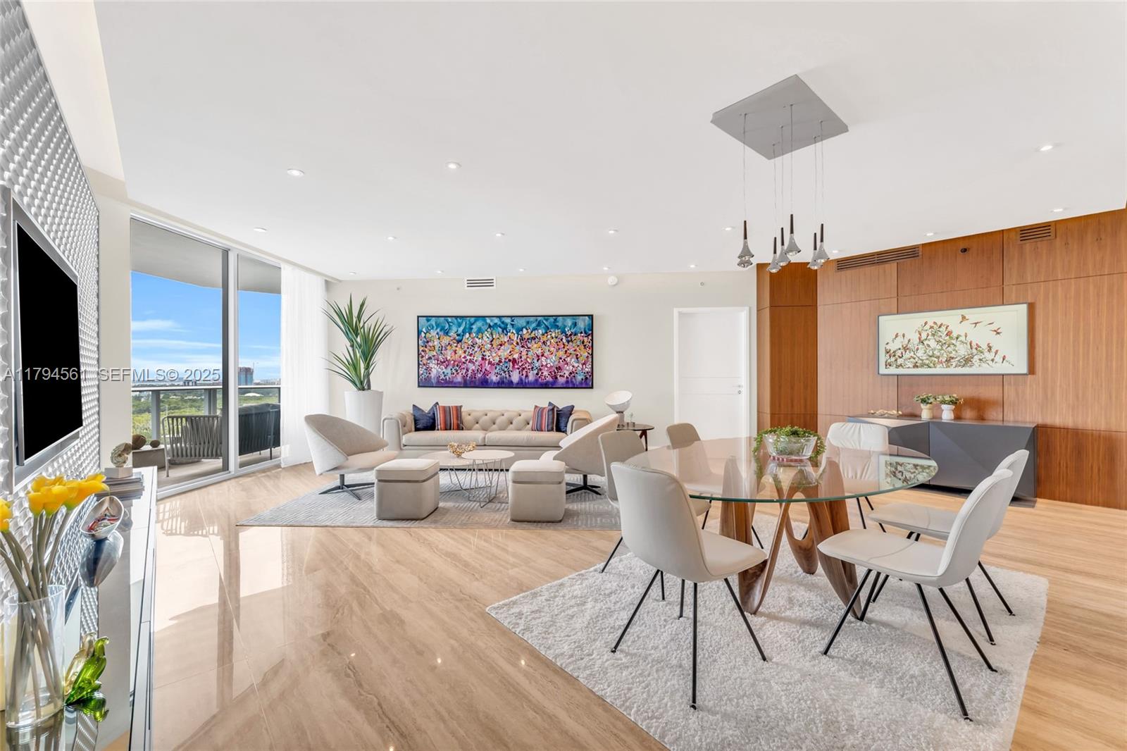17111 Biscayne Blvd # 2208, Aventura FL 33160