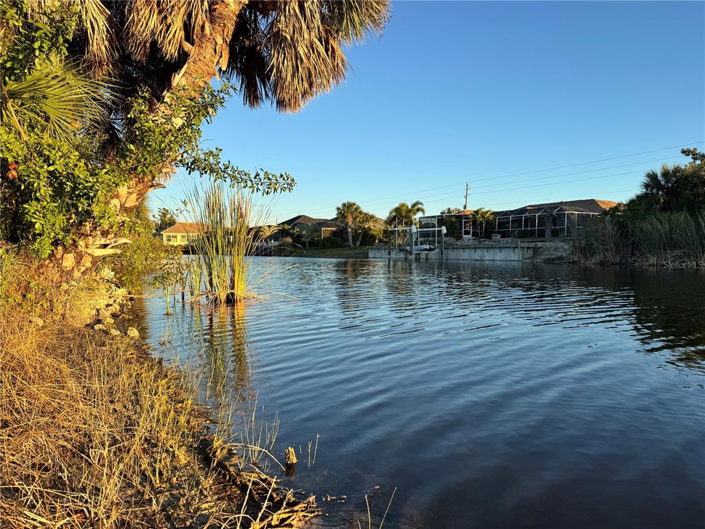 15512 LAKELAND CIRCLE