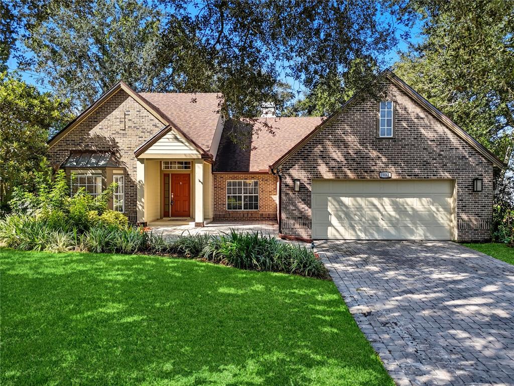 7832 ROLLINGRIDGE COURT
