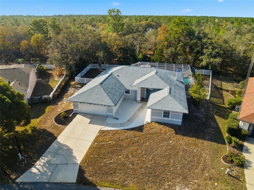 19 POPLAR COURT S