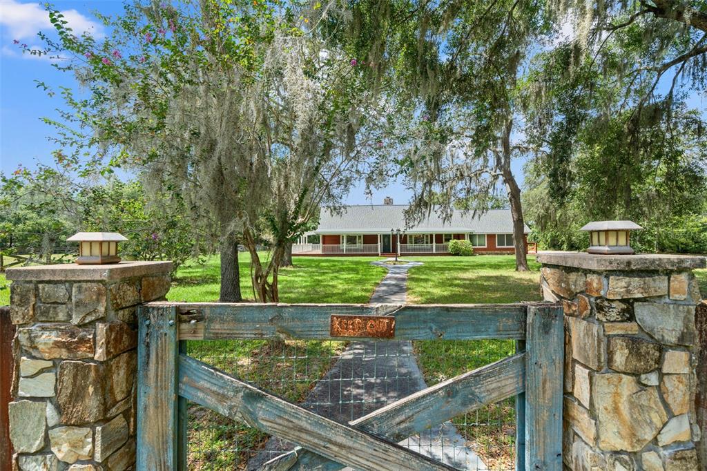 18441 OAKLAWN DRIVE, SPRING HILL, FL — photo 3 of 30