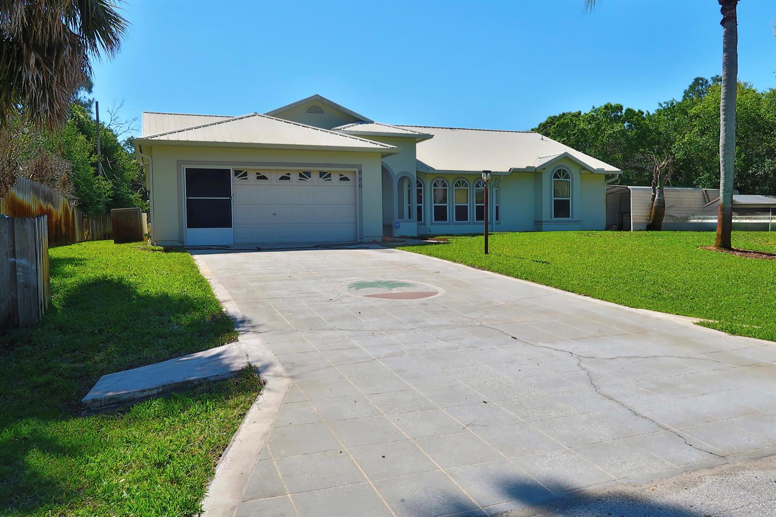 686 Caravan Terrace, Sebastian FL 32958