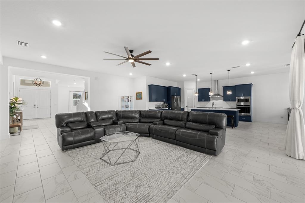 9185 SANDERS TREE LOOP, WESLEY CHAPEL, FL — photo 5 of 30