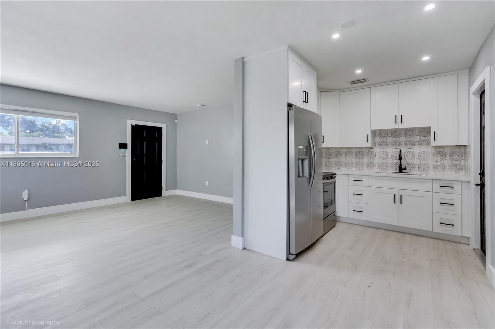 1000 N 71st Ter, Hollywood FL 33024