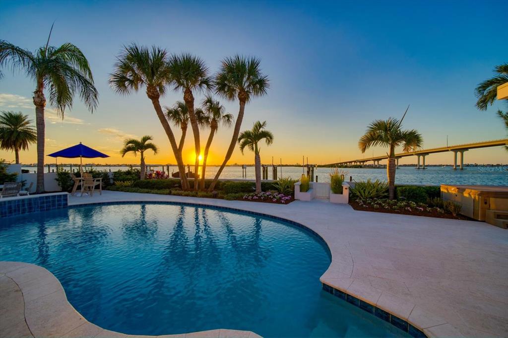 106 DRIFTWOOD LANE