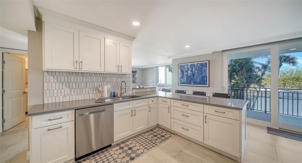 4822 OCEAN BOULEVARD UNIT 2F, SARASOTA, FL — photo 5 of 30