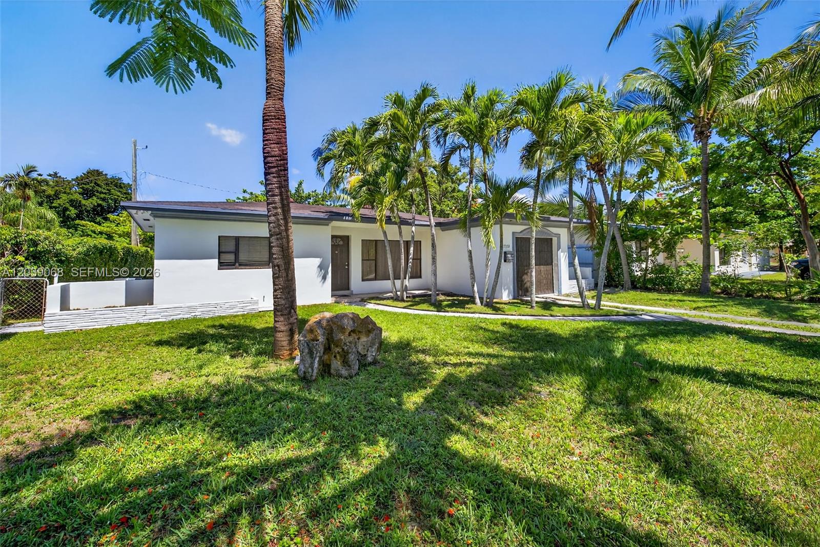17150 NE 18th Ave # 17150, North Miami Beach FL 33162