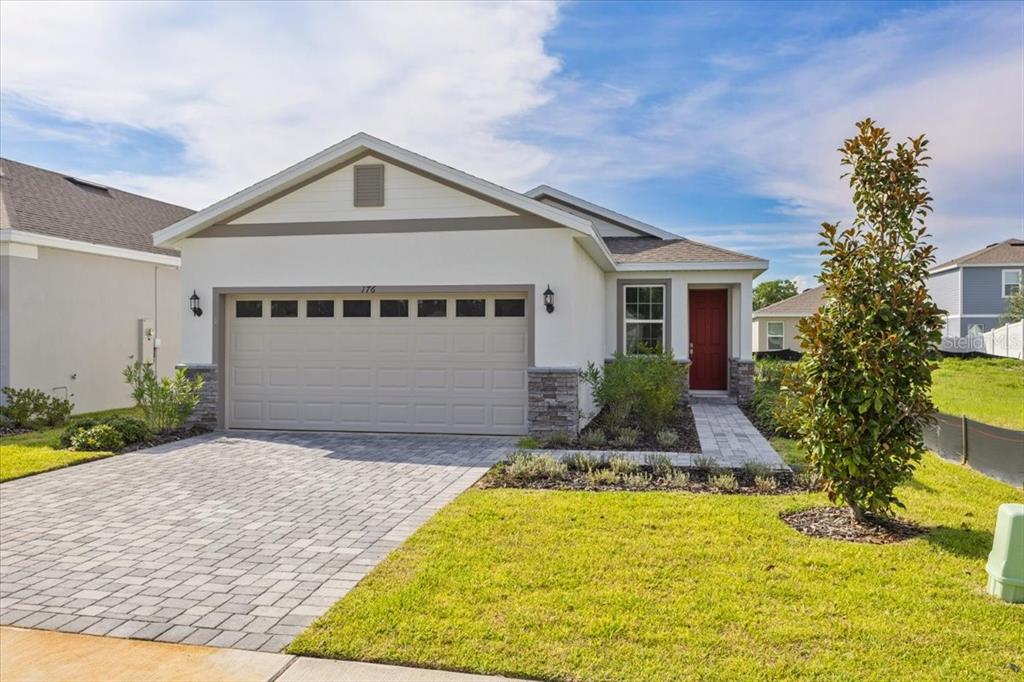 176 DUCKWEED AVENUE