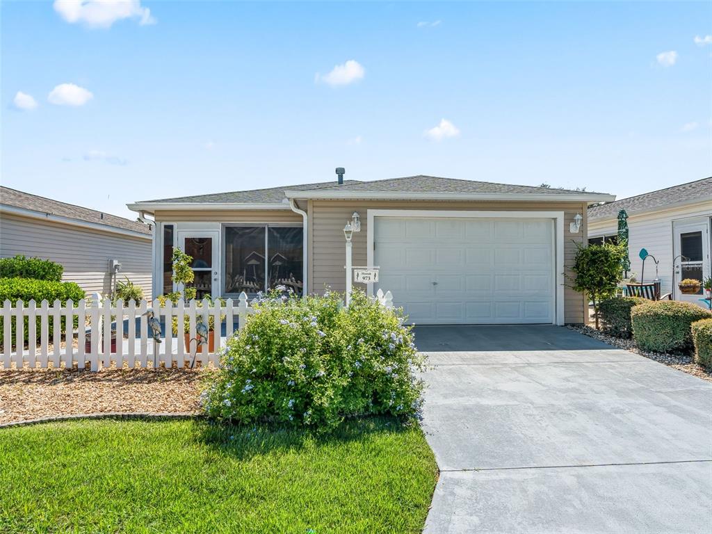 973 YORK TERRACE, THE VILLAGES, FL — photo 5 of 30