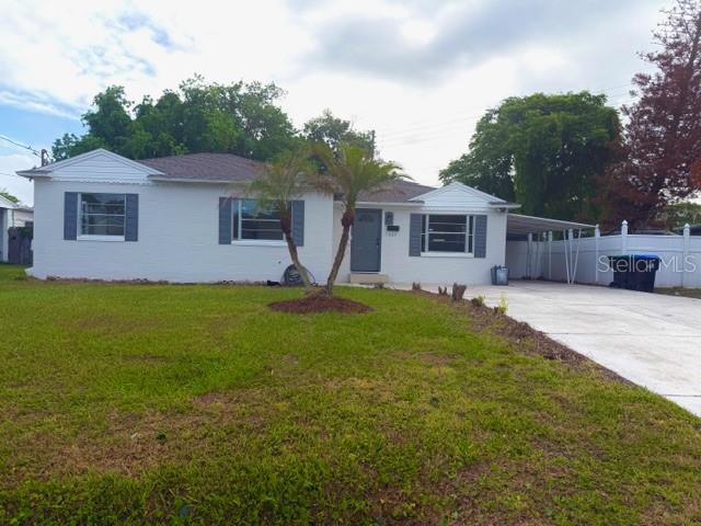 1607 CRESTWOOD DRIVE