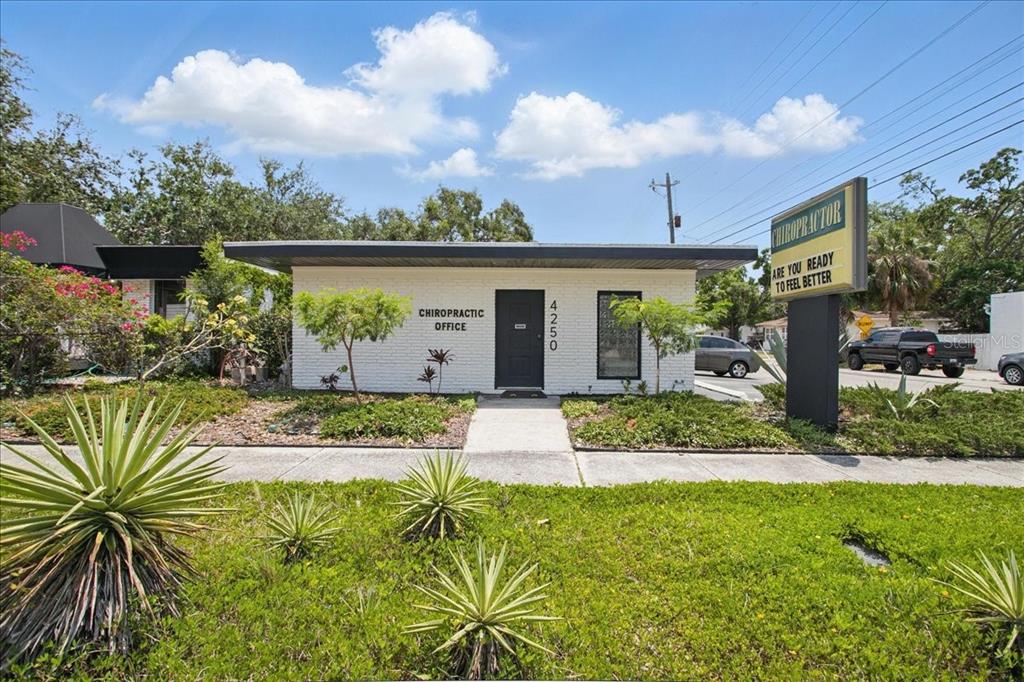 4250 W BAY TO BAY BOULEVARD
