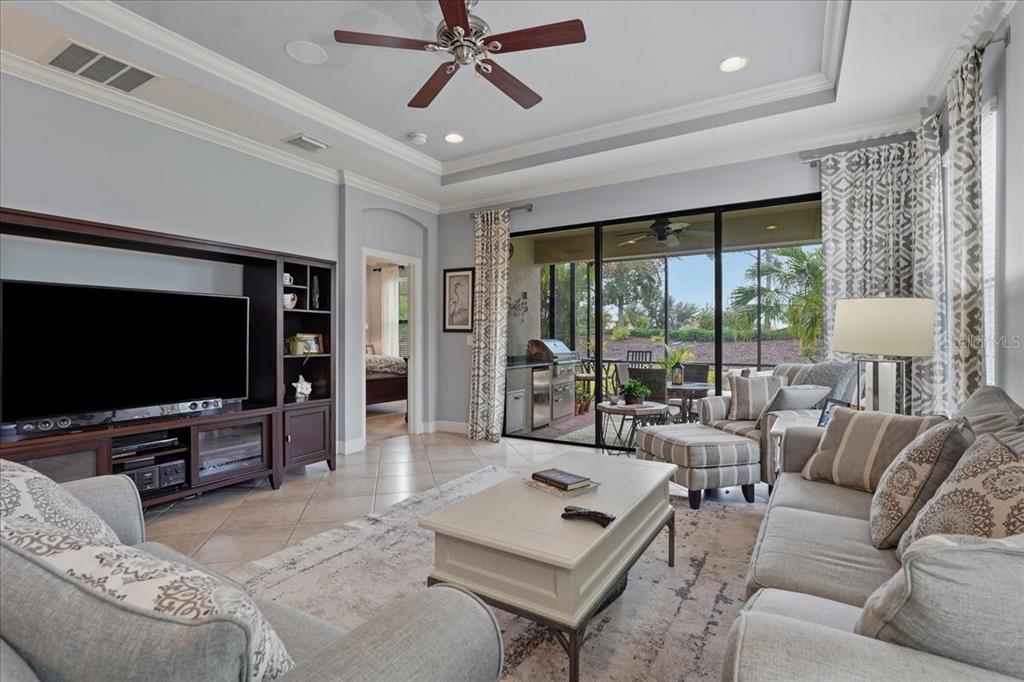 13214 TORRESINA TERRACE, BRADENTON, FL — photo 4 of 30