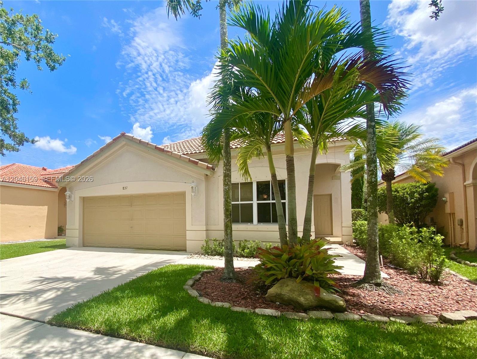 837 Tanglewood Cir, Weston FL 33327