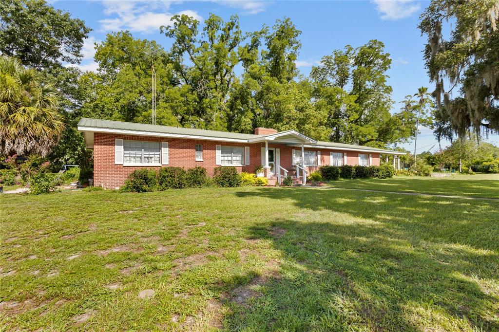 18951 SE 15TH STREET, WILLISTON, FL — photo 2 of 30