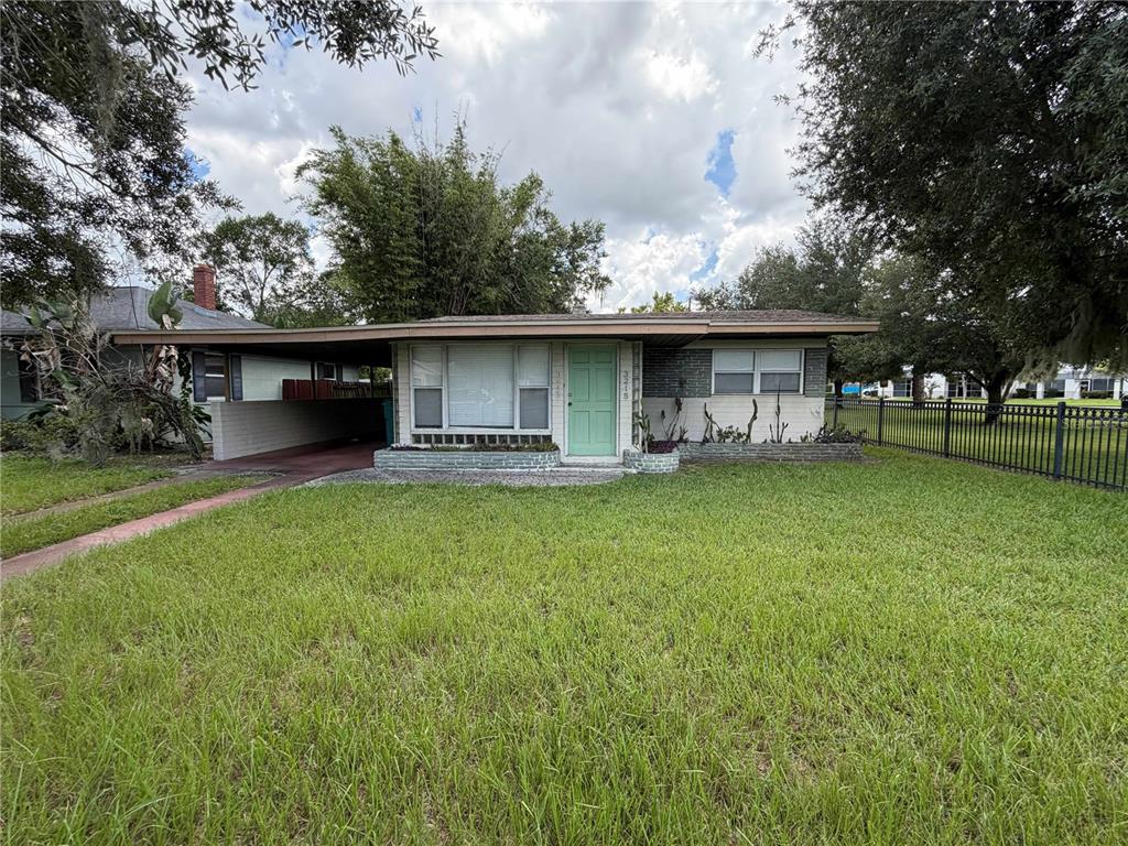 3215 N ORANGE AVENUE