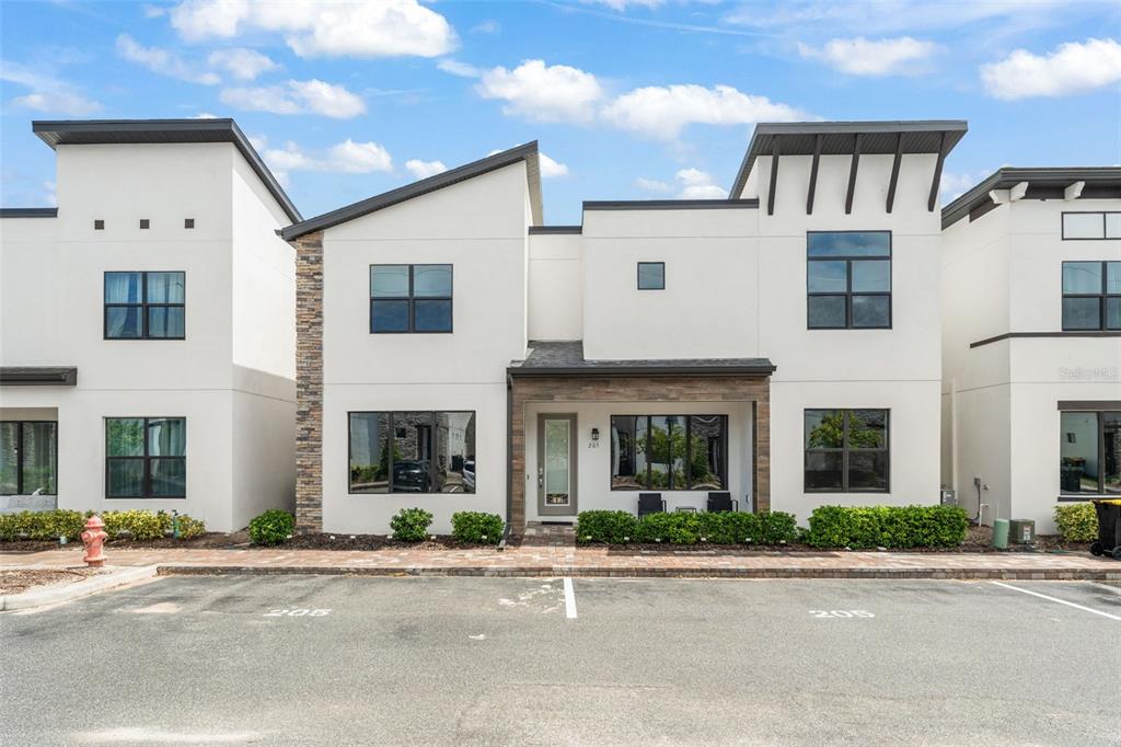 205 VILLA DOMANI CIRCLE UNIT 62