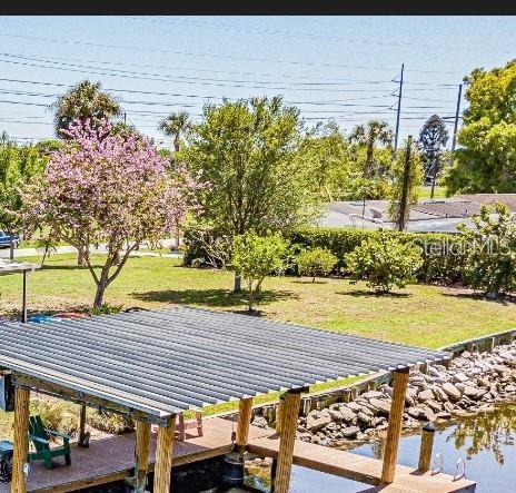 BAY DR, GIBSONTON, FL — photo 4 of 19