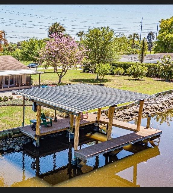 BAY DR, GIBSONTON, FL — photo 5 of 19
