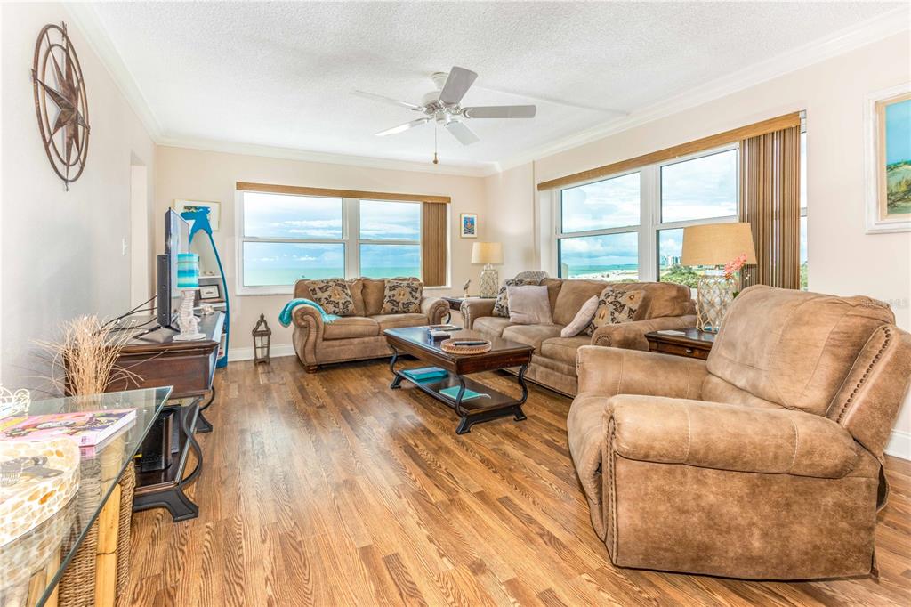 1270 GULF BOULEVARD UNIT 708, CLEARWATER, FL — photo 4 of 30
