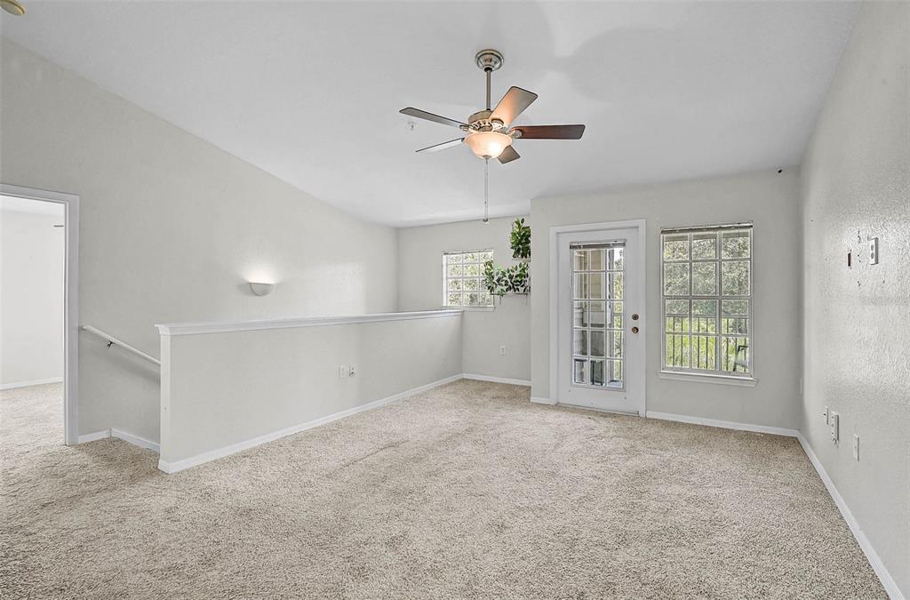 8827 MANOR LOOP UNIT 204, LAKEWOOD RANCH, FL — photo 5 of 30