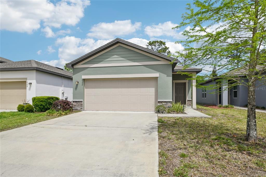 2352 LITCHFIELD LOOP