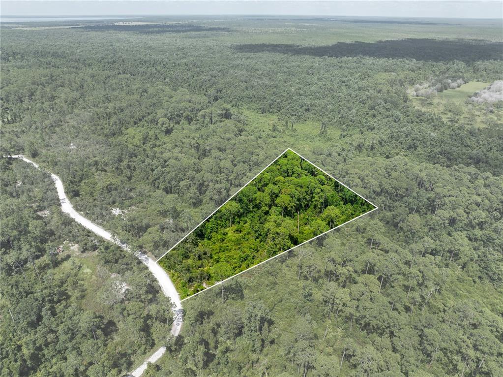 2641 BEAR RUN S, FROSTPROOF, FL — photo 3 of 9