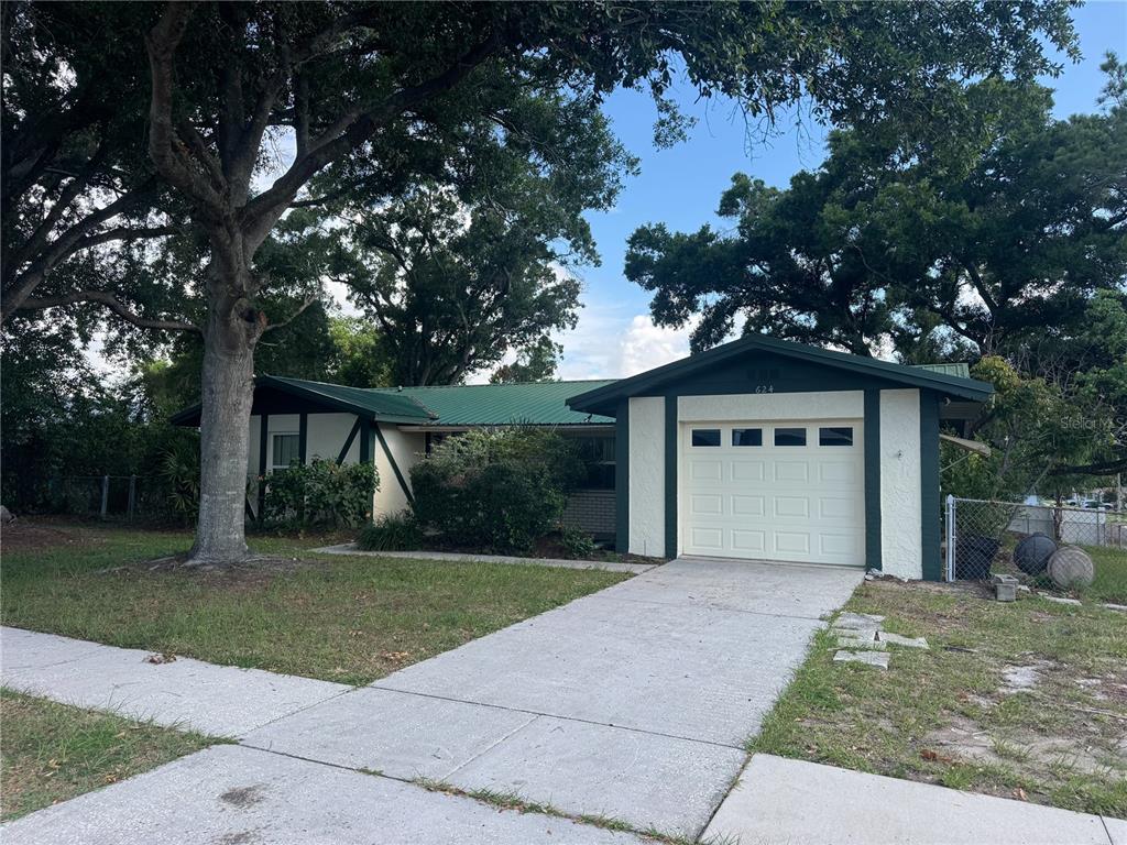 624 WOOD ROAD