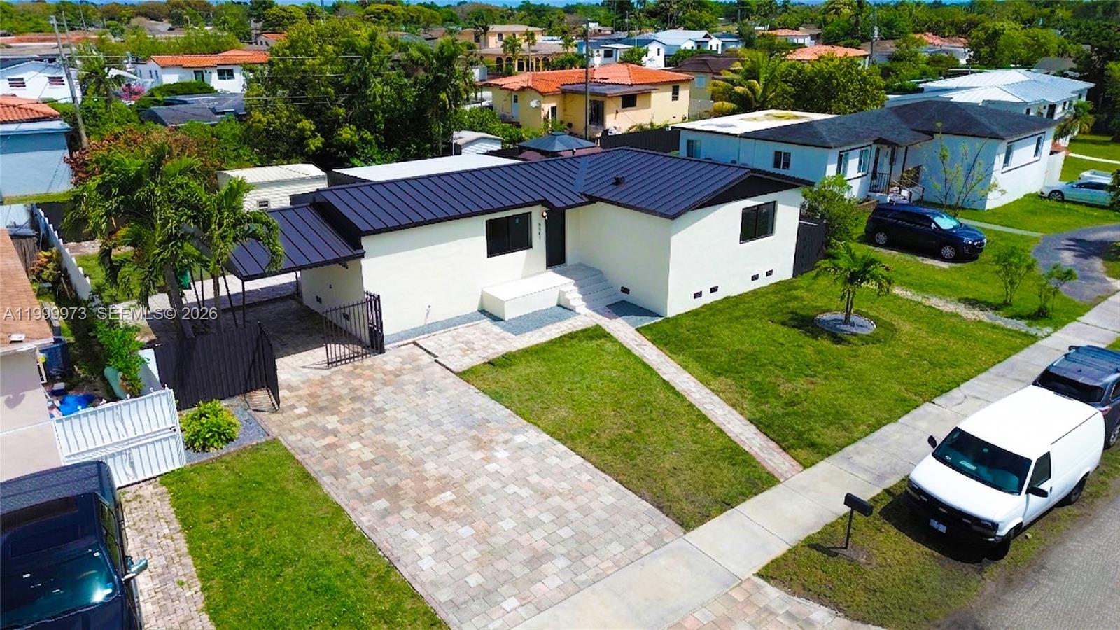 8341 SW 27th Ln, Miami FL 33155