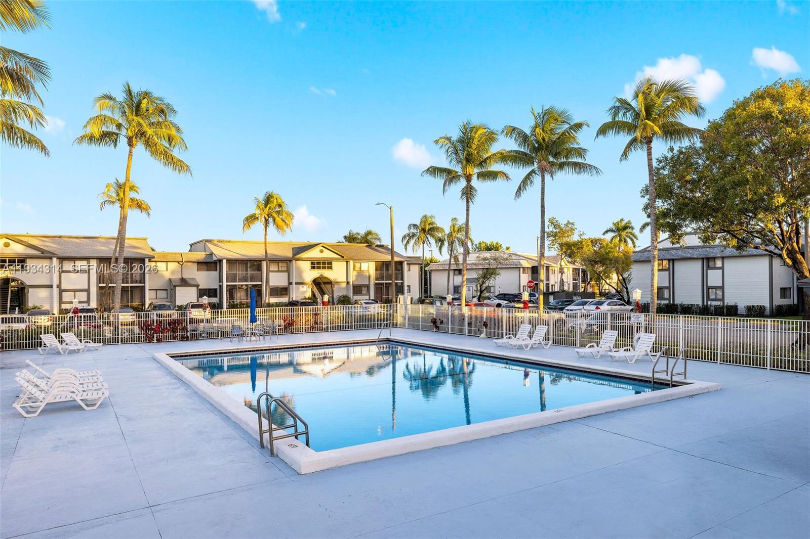 20741 NE 4th Ct # 207, Miami FL 33179