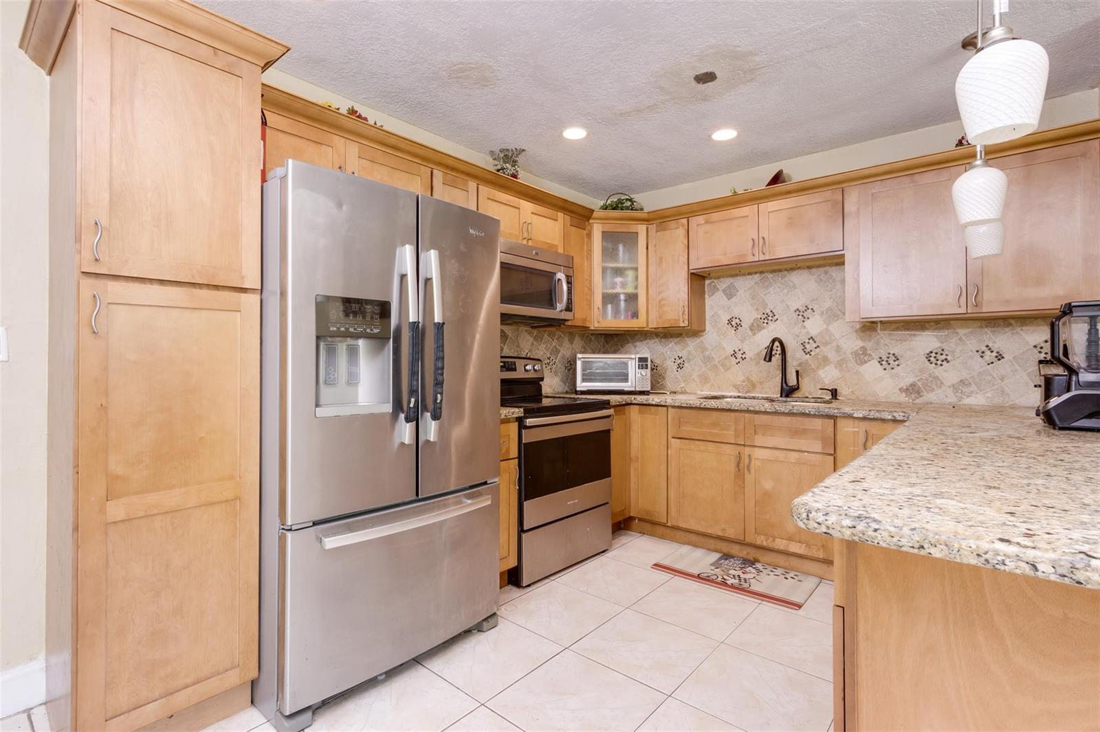 1610 SW 68th Terrace, North Lauderdale FL 33068