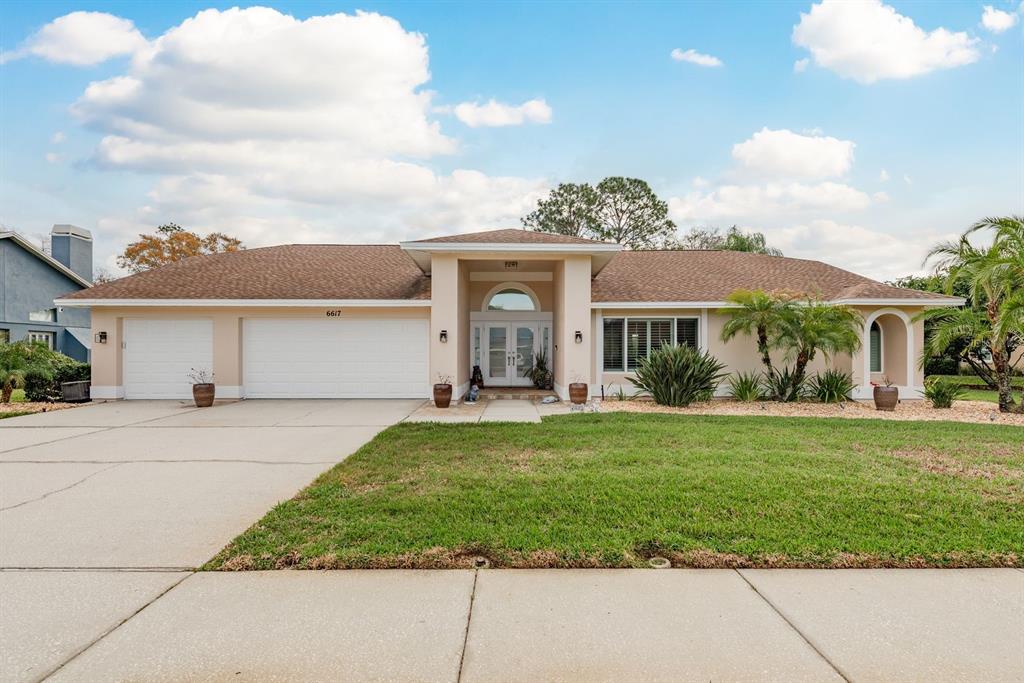 6617 THOROUGHBRED LOOP