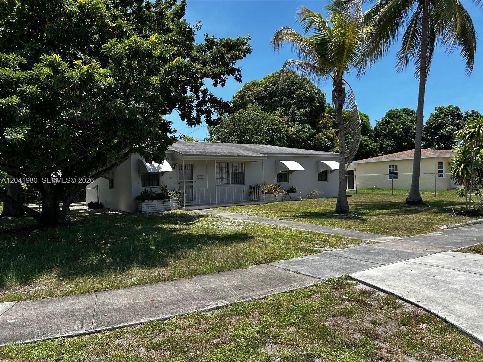 295 NW 189th Ter, Miami Gardens FL 33169
