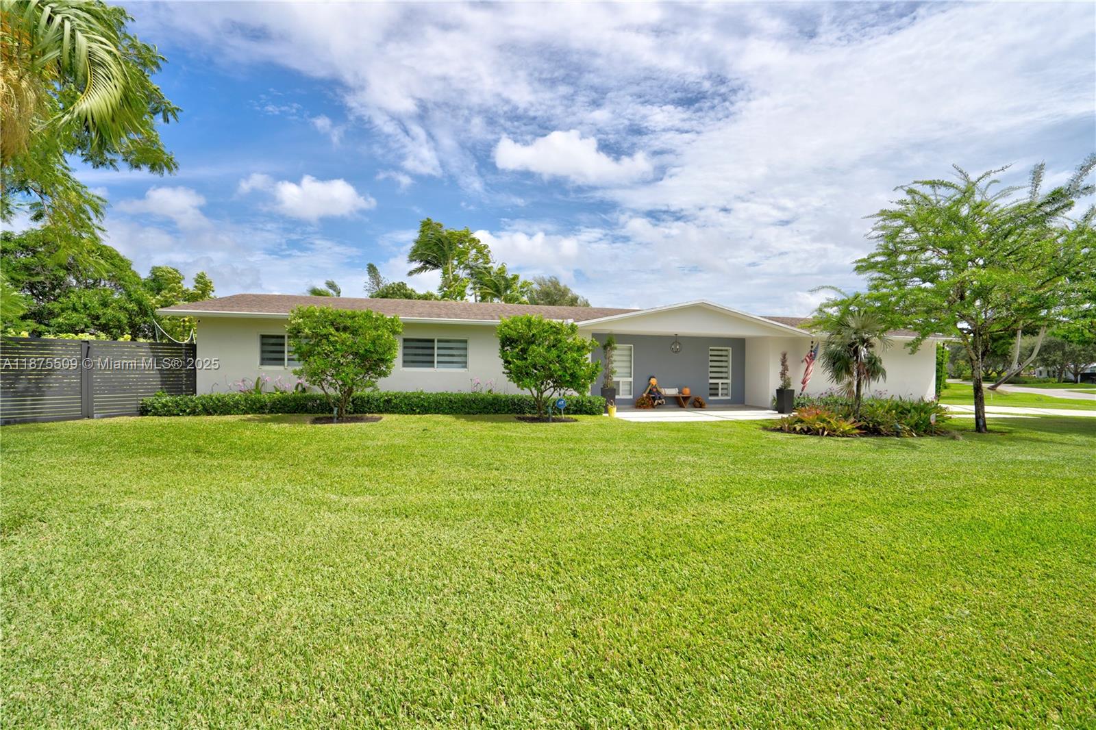 8133 SW 103rd St, Miami FL 33156