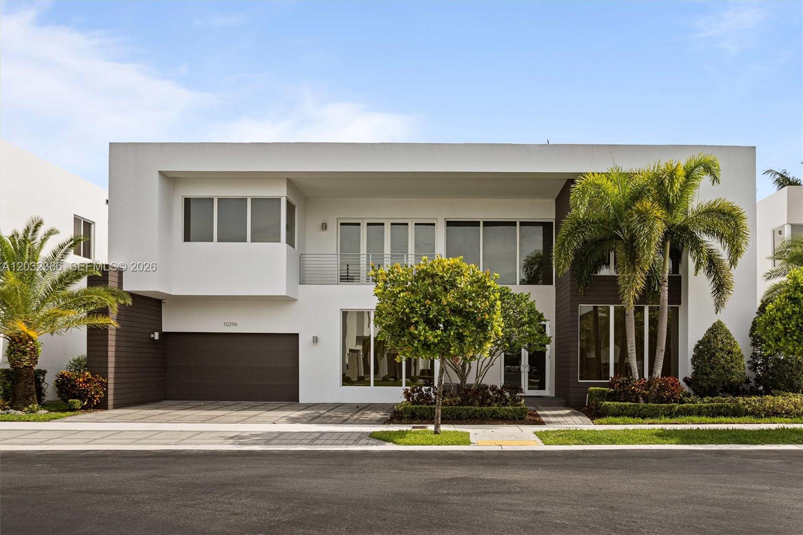 10296 NW 74th Terrace, Doral FL 33178